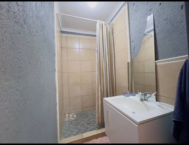 4 BEDROOM HOUSE FOR SALE IN SONHEUWEL EXT 1
